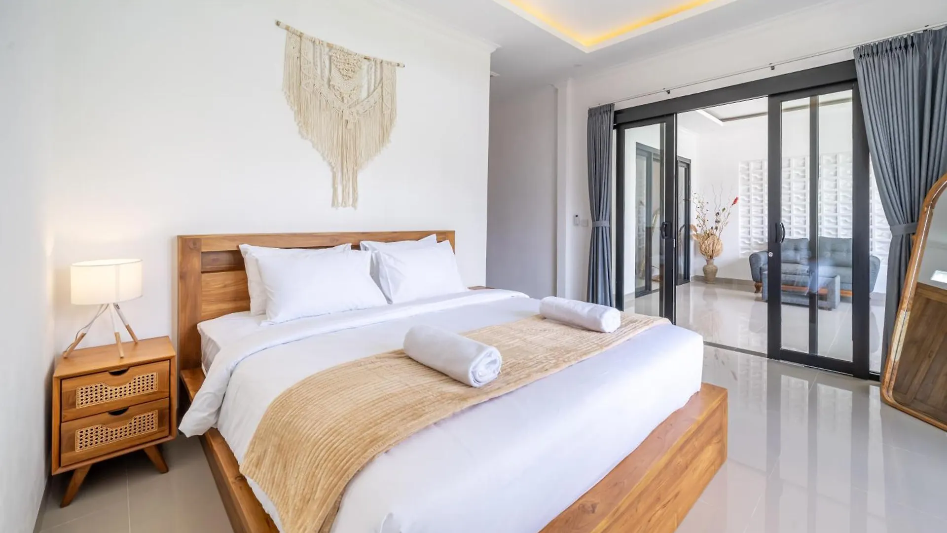 Hidden Gem Revealed - Book Now & Save On Your Brand New Ubud Jungle Villa 3Br! 0*, Ubud (Bali)